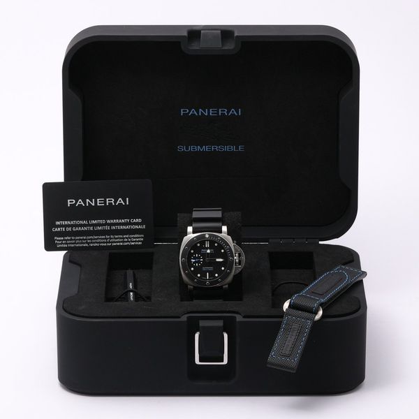 Panerai Submersible PAM00683